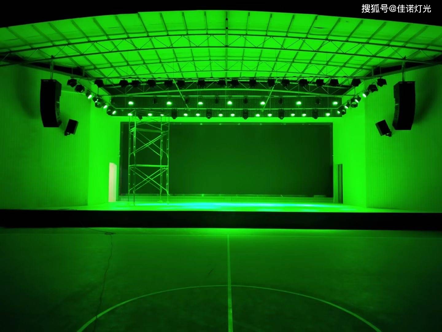 校園舞臺燈光設計與安裝調試 大視野公司專業禮儀服務全面護航